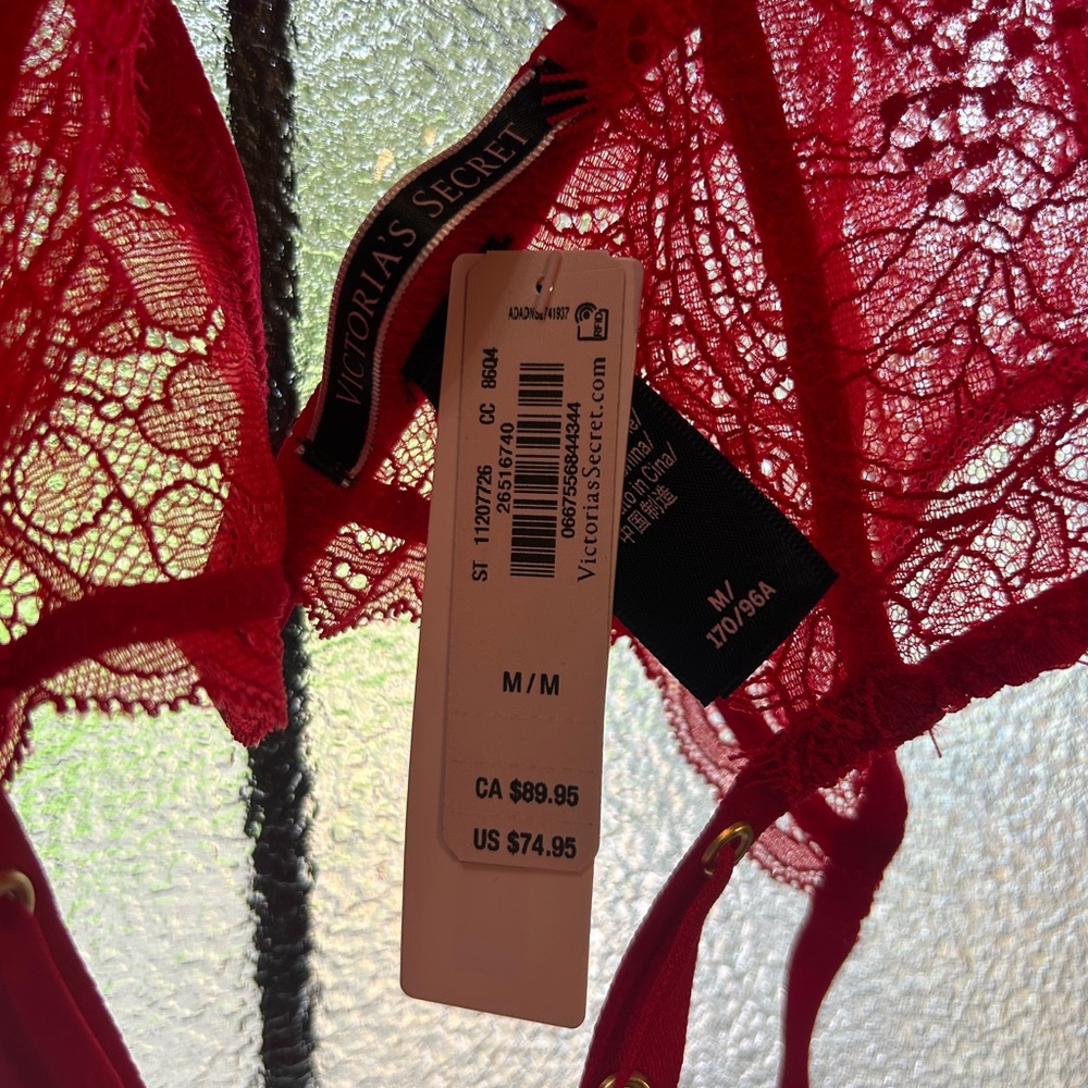 NWT Victoria's Secret Red Lace Up Bodysuit Teddy Sz Medium - Picture 2 of 4